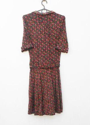 Трикотажное платье - халат их вискозы с коротким рукавом с воротником4 фото