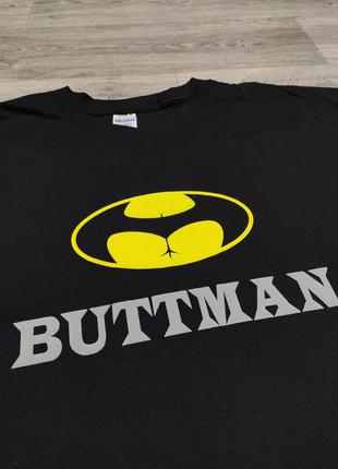 Футболка с креативным принтом batman buttman dc comics2 фото