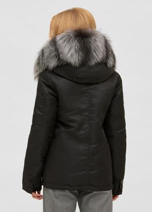 Шикарная  зимняя женская куртка с капюшоном и мехом чернобурки размеры: 44-523 фото