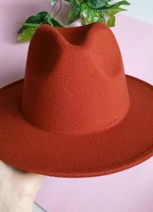 Шляпа федора терракотового цвета3 фото