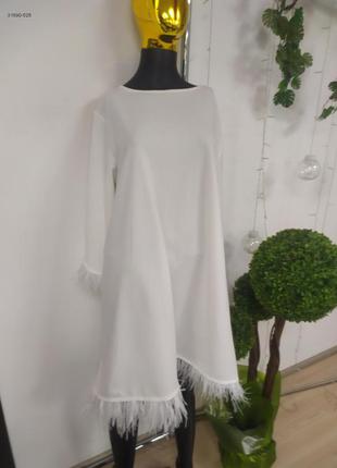 Белое платье с креп перьями2 фото