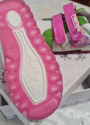 Туфли для девочки 26 р., весна 2