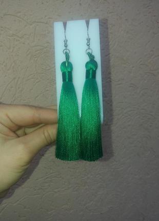 Сережки-пензлики зелені1 фото