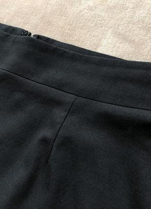 Женская классическая базовая черная юбка uniqlo5 фото