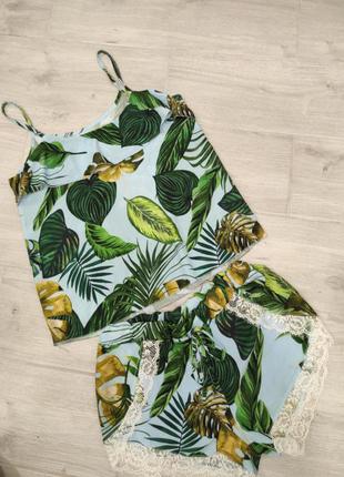 Літній костюм. італія