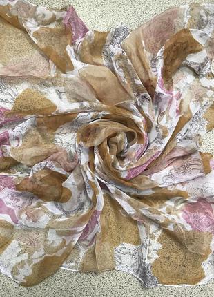 Воздушный карамельно-розовый платок