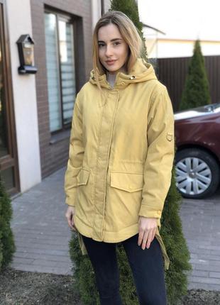 Женская желтая куртка парка весенняя осенняя1 фото