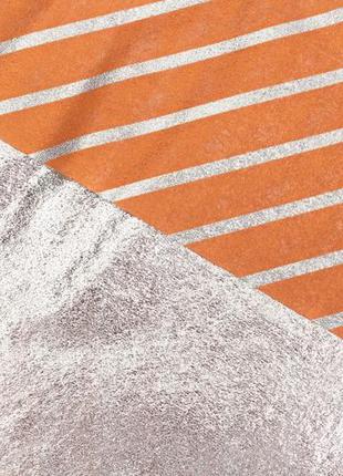Папір пакувальна подарункова в смужку оранжево-срібляста 70см*50 см (20 аркушів)2 фото