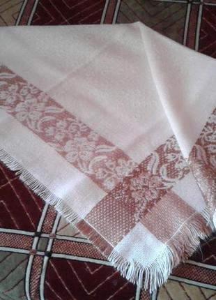 Великa хусткa-шаль