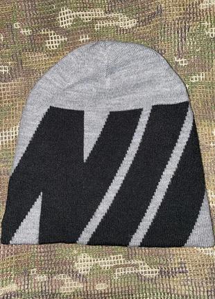 Шапка двухстороняя nike sportswear, оригинал, one size