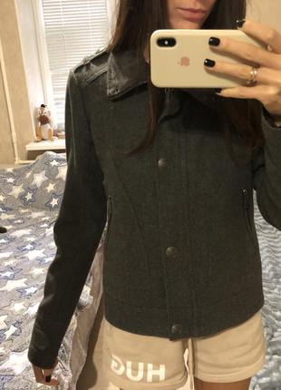 Пальто bershka