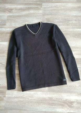 Чоловічий светр