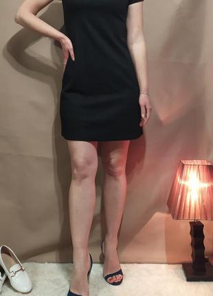 Маленькое чёрное трикотажное платье мини трапеция размер xs s бренда dorothy perkins