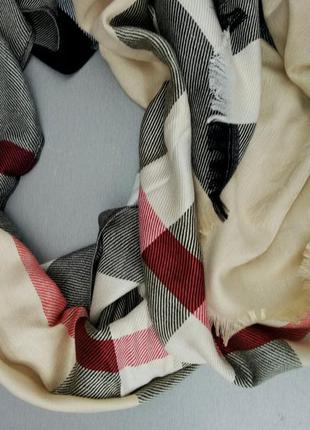 Burberry шарф женский кашемировый тонкий бежево серый3 фото