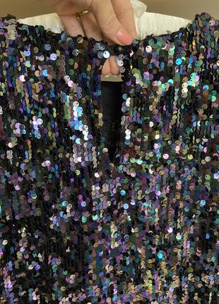 Шикарне вечірнє плаття з паєтками