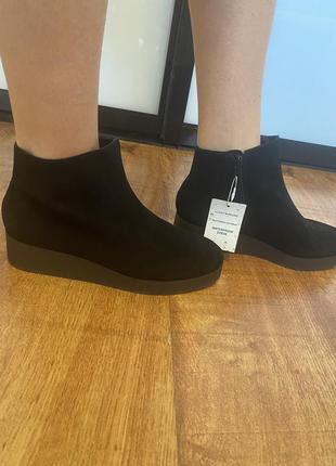 Замшеві ботильйони lucky brand