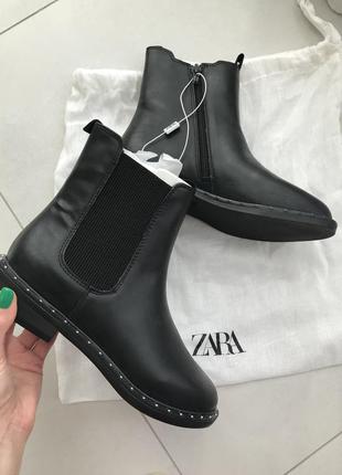 Ботинки zara