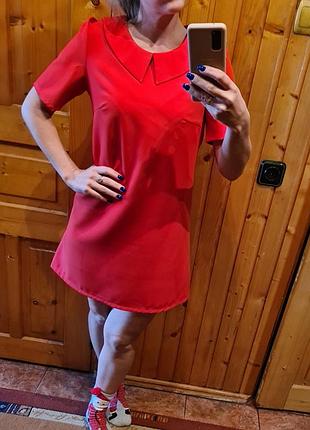 Червоне плаття