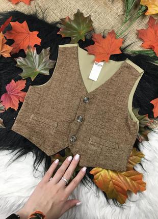 Коричнева жилетка на 12-18 міс
