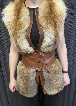Жилетка натуральная лисичка