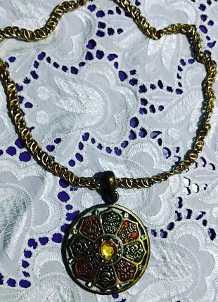 Ланцюжок з кулоном