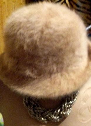 Элегантная шляпка с  кокетливыми ассиметричными полями,56разм.,c&a.