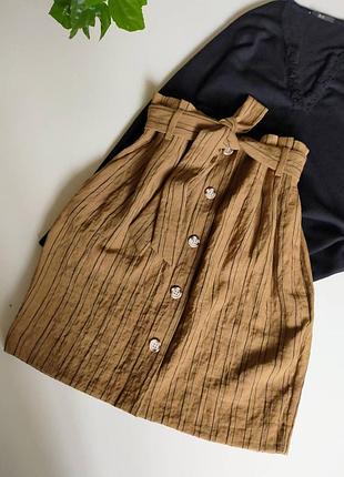 Спідниця h&m на гудзиках не мнеться