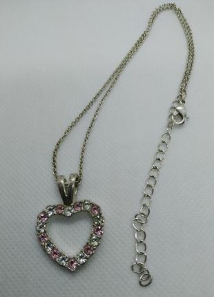 Цепочка с кулоном в форме сердца