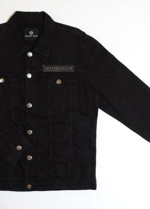 Чорна джинсова куртка під бренд pp1 фото