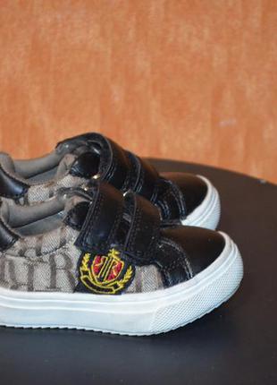 Стильні кеди river island 3/19 р.