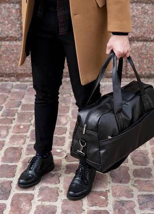 Стильная городская кожаная сумка dalas мужская дорожная из эко кожи черная для тренировок и поездок