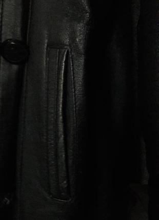 Хорошее кожанное пальто серого цвета5 фото