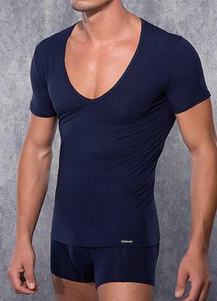 Чоловіча футболка з глибоким вирізом dreanse 2820