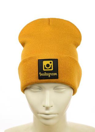 Шапка с резиновым патчем "instagram" горчичный