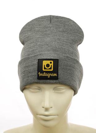 Шапка с резиновым патчем "instagram" серый