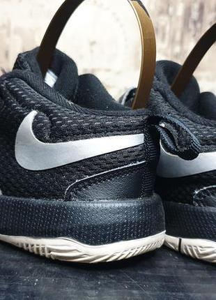 Детские баскетбольные кроссовки nike team hustle d 86 фото