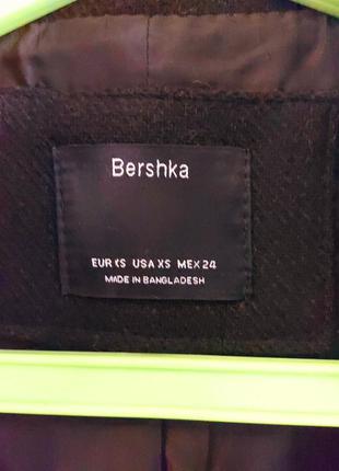 Осіннє пальто bershka xs / s2 фото