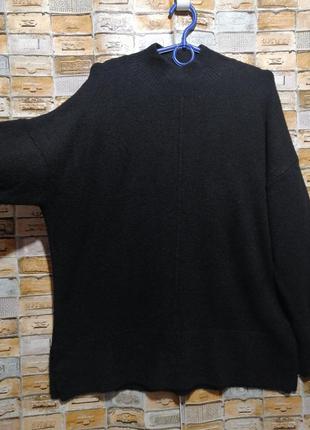 Чёрный свитер с разрезами5 фото