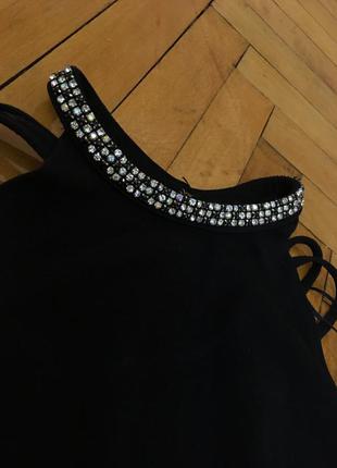 Чорна сукня з камінцями і відкритою спинкою 🔥2 фото