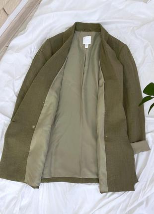 Пиджак удлинённый хаки зелёный двубортный6 фото