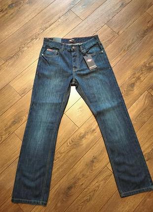 Джинсы lee