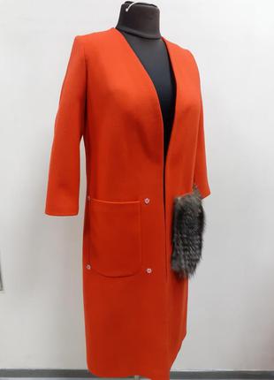Яркое модное пальто - халат с меховыми карманами, натуральный мех, песец  zuhvala5 фото