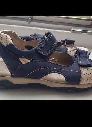 Босоножки кожа натуральная 22см