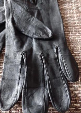 Женские кожаные перчатки без подкладки4 фото