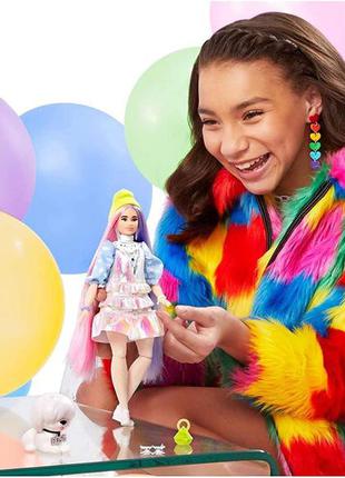 Лялька барбі екстра модниця мерехтливий образ barbie extra doll in shimmery look with pet оригінал mattel3 фото