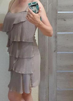 Лёгкое платье с рюшами