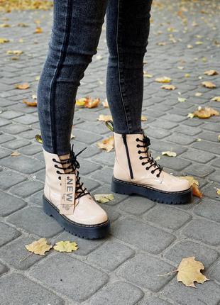 🍁dr martens jadon patent premium beige🍁черевики доктор мартінс жіночі весна-осінь, жіночі черевики мартінси на платформі9 фото