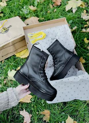 Ботинки женские на платформе зимние, доктор мартинс жадон чёрные, dr martens jadon black, жіночі ботинки