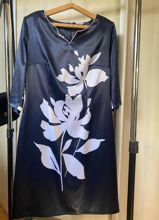 Очень элегантное платье ровного кроя