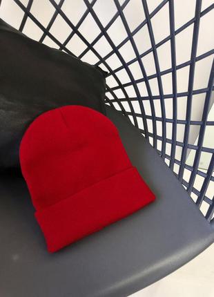 Красная шапка бини осенняя/зимняя тёплая5 фото